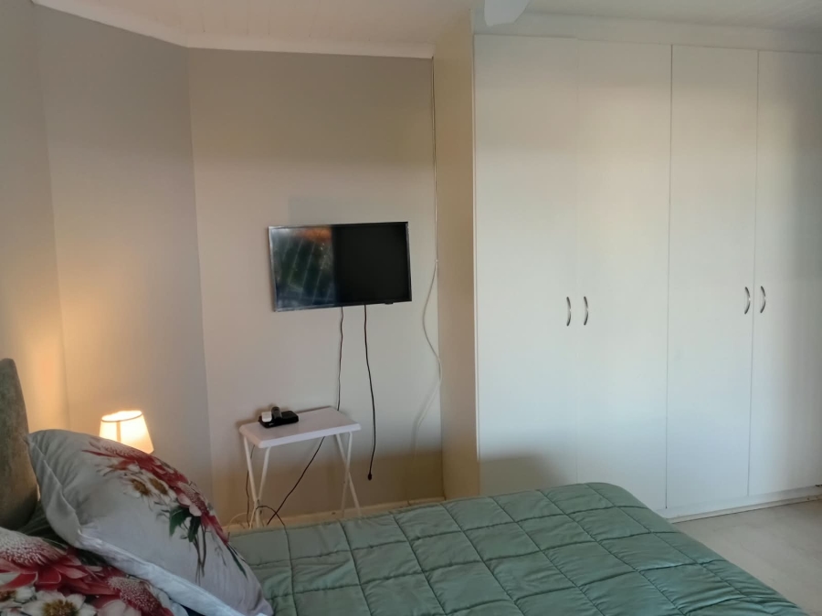 To Let 3 Bedroom Property for Rent in Beacon Bay North Eastern Cape